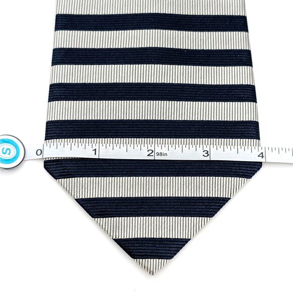 Vintage Hathaway Silk Repp Tie Striped Navy Blue Silver 80s Traditional Preppy - Picture 7 of 8